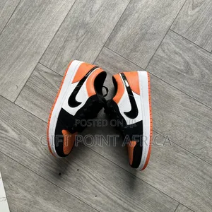Air Jordan 1 Low ""Shattered Backboard" Sneakers