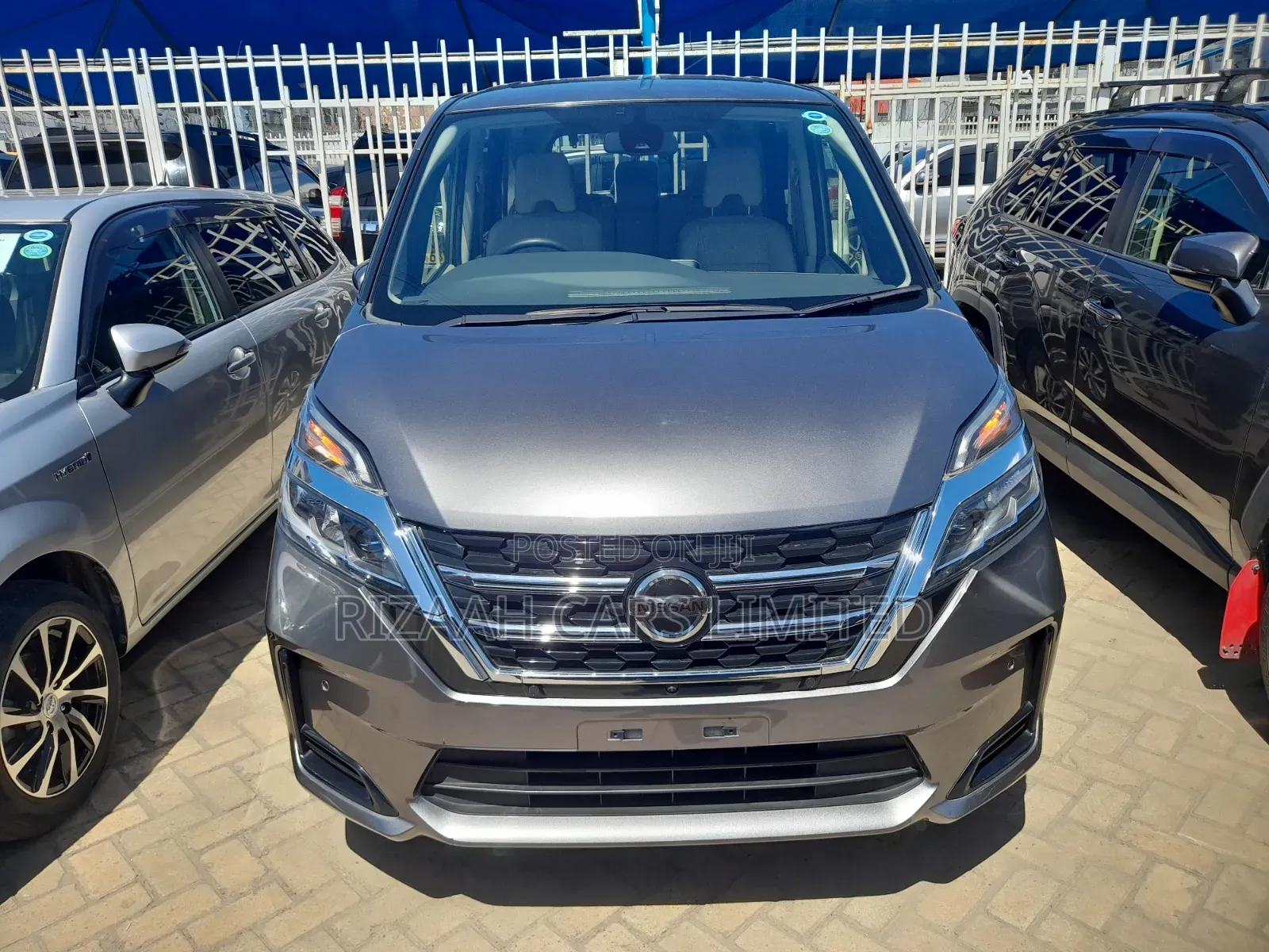 Nissan Serena 2019 Gray