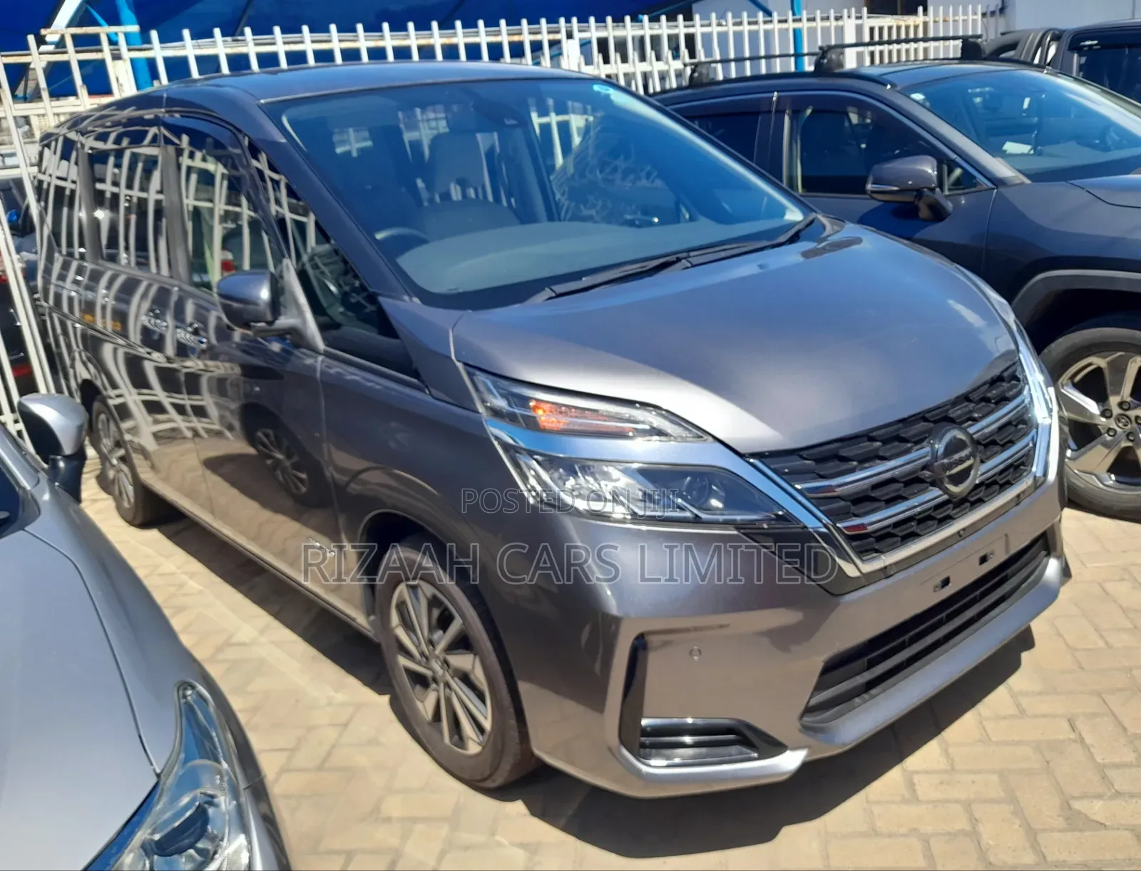 Nissan Serena 2019 Gray