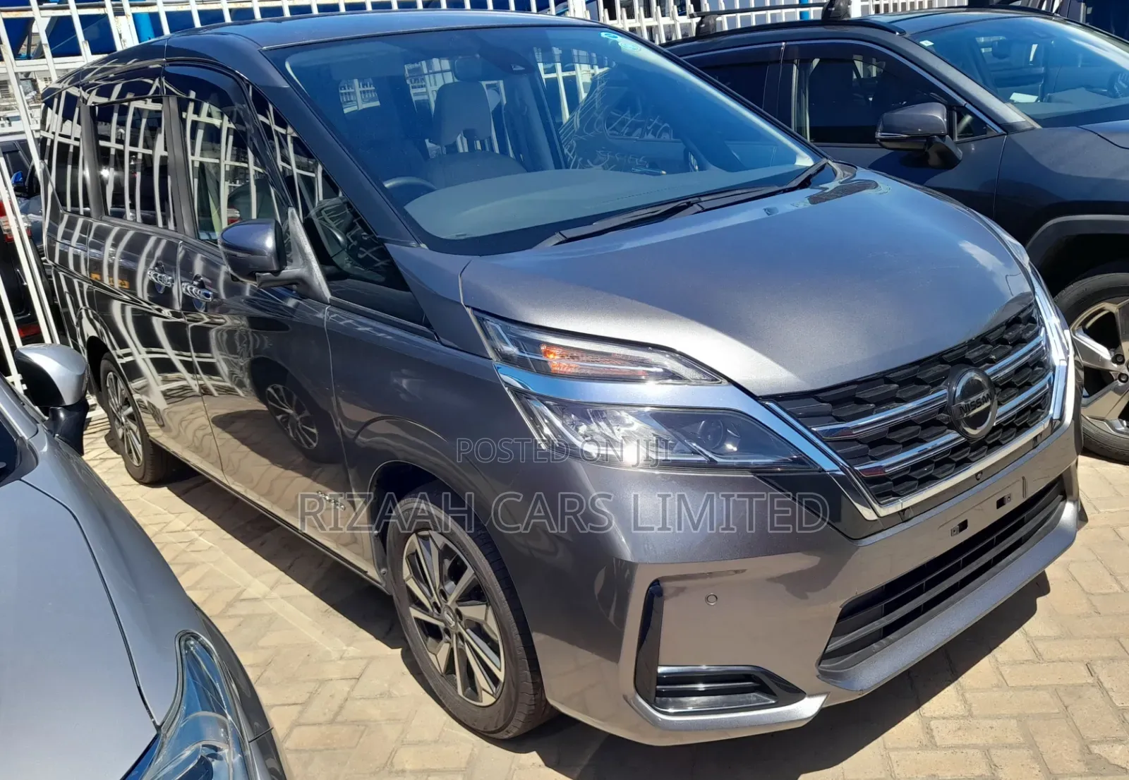 Nissan Serena 2019 Gray