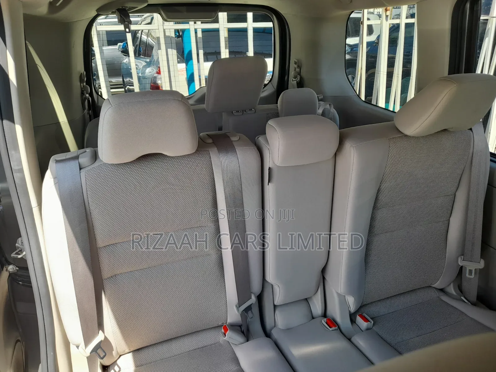 Nissan Serena 2019 Gray