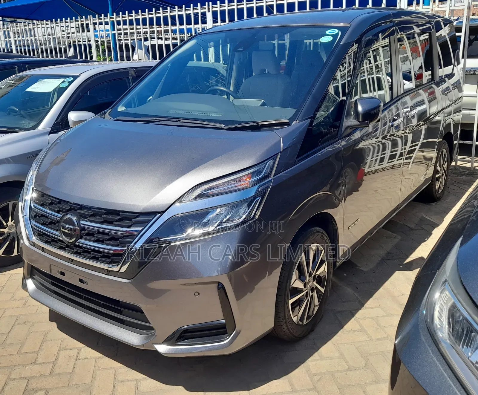 Nissan Serena 2019 Gray
