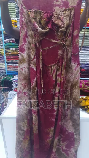 Backless Dera