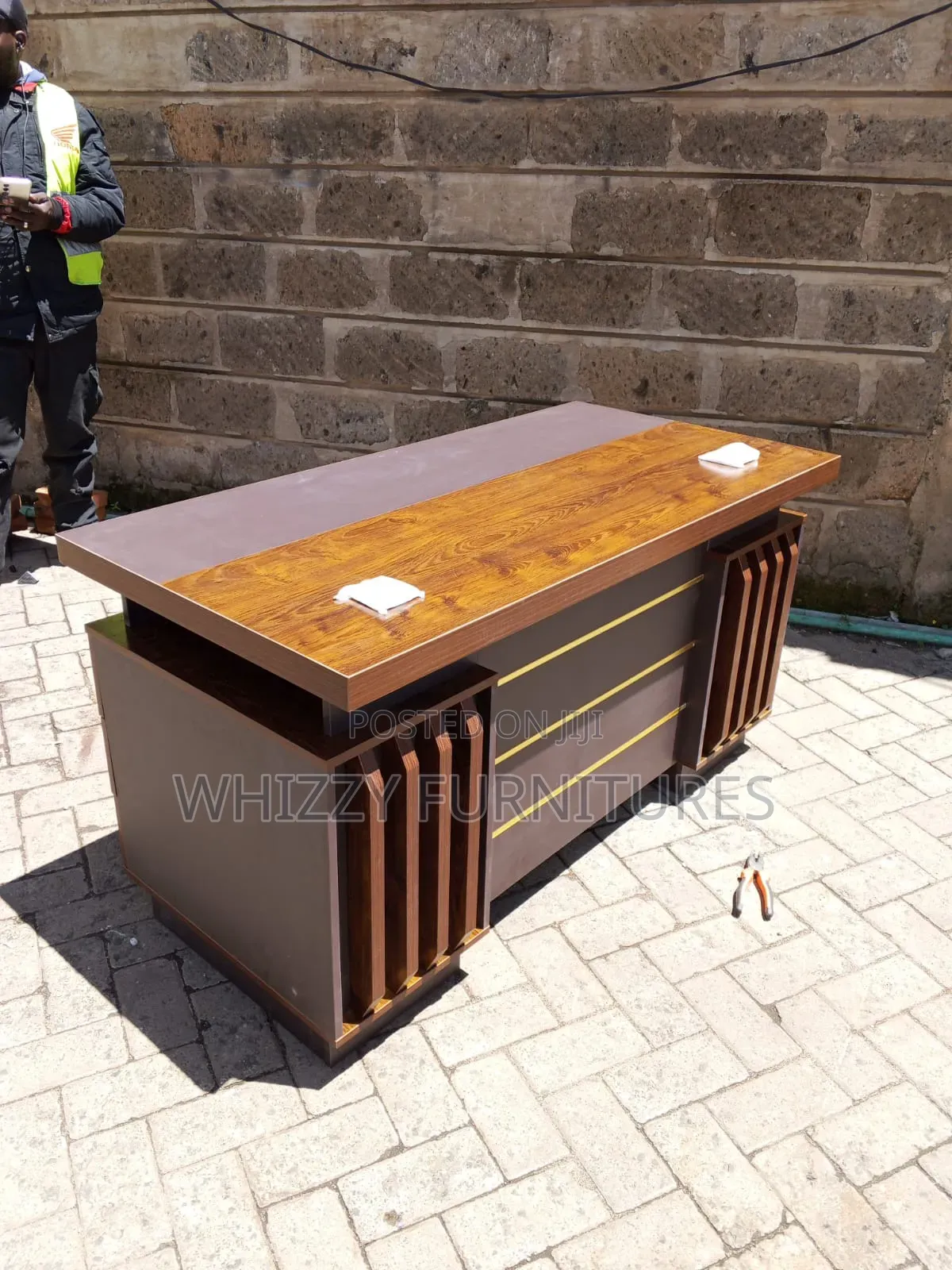 Modern Executive Office Desk 1.4m