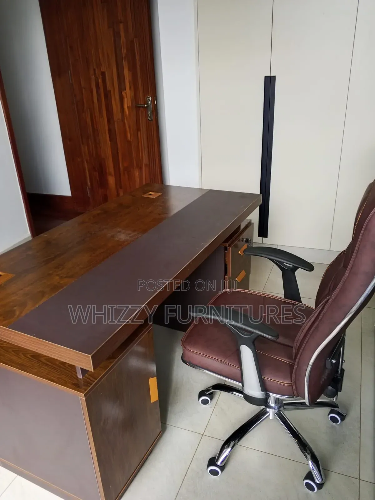 Modern Executive Office Desk 1.4m
