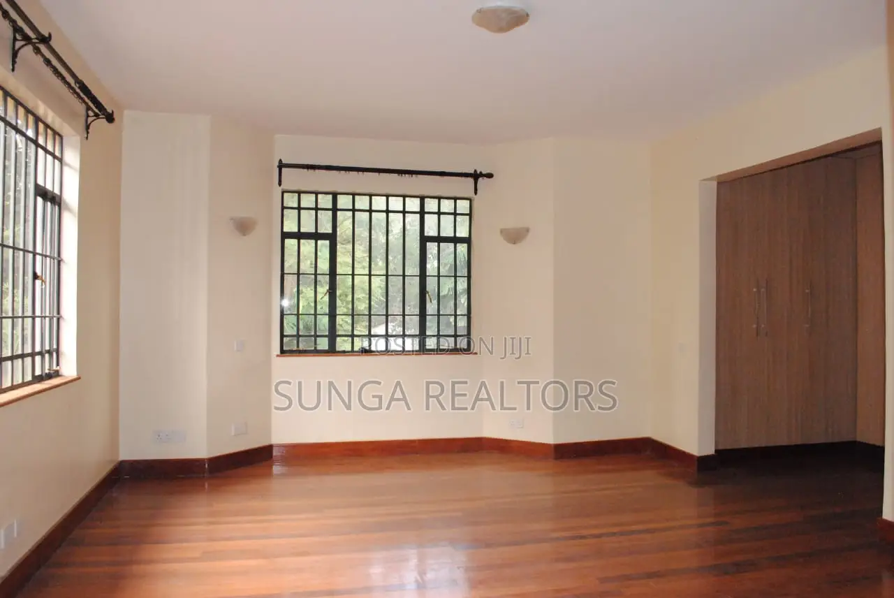 5bdrm House in Muthangari for rent
