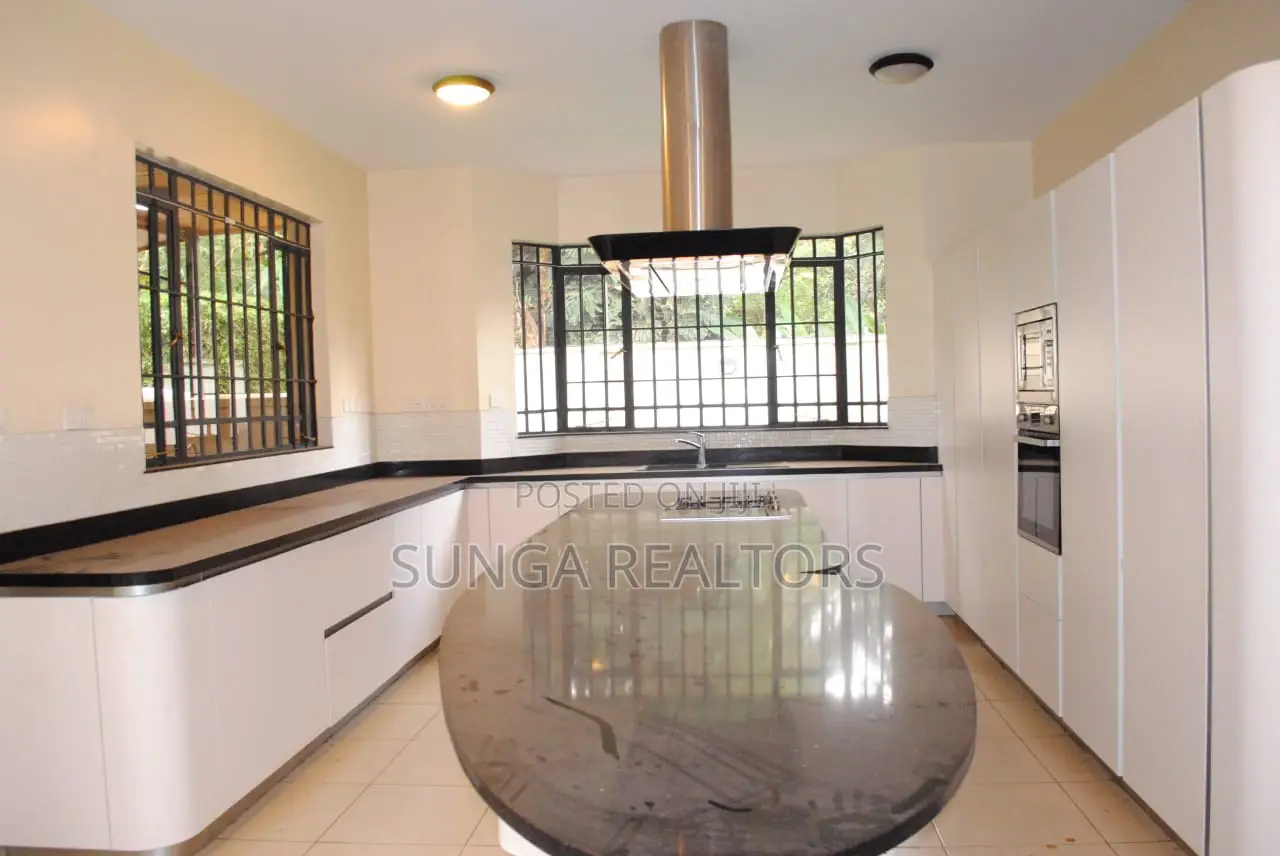 5bdrm House in Muthangari for rent