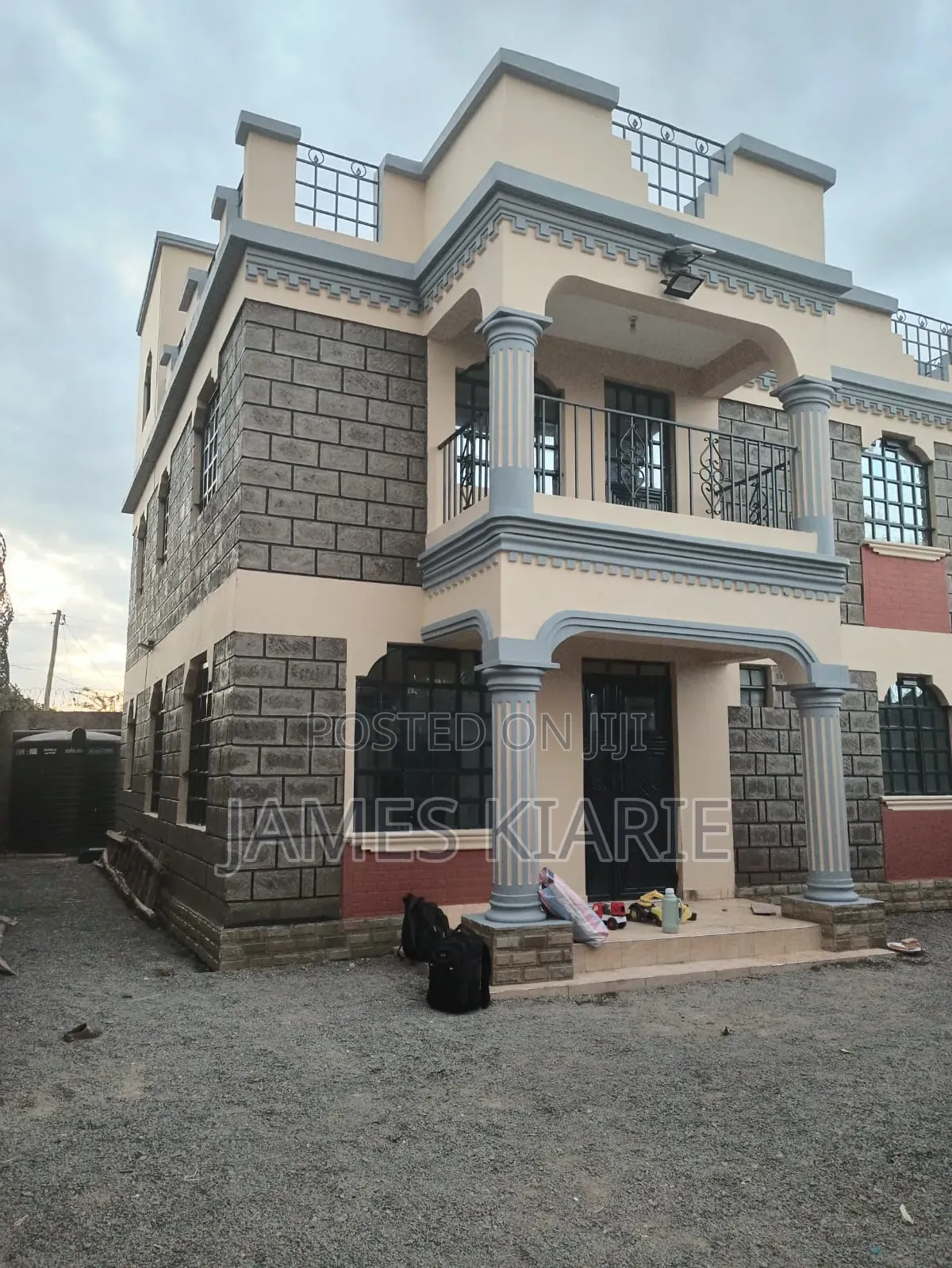 5bdrm Maisonette in Kimbo for sale