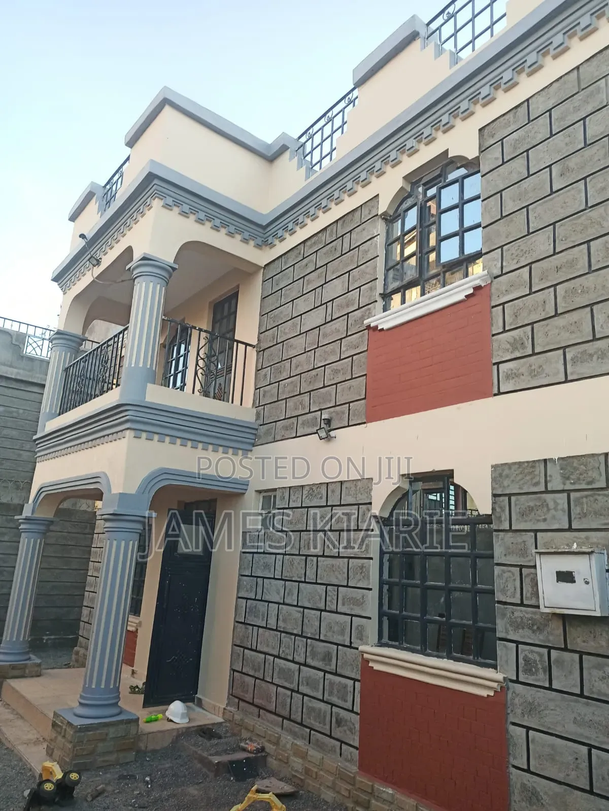 5bdrm Maisonette in Kimbo for sale
