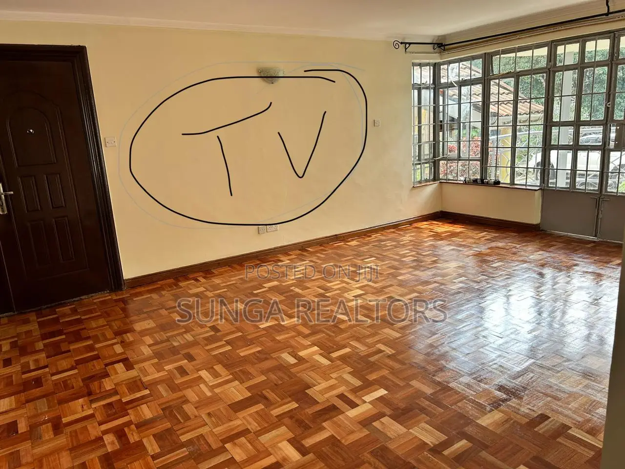 3bdrm Apartment in Riara Rd., Valley Arcade for sale