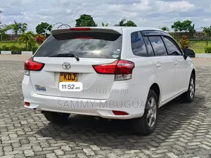 Toyota Corolla Fielder 2016 White
