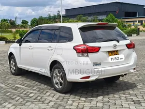 Toyota Corolla Fielder 2016 White