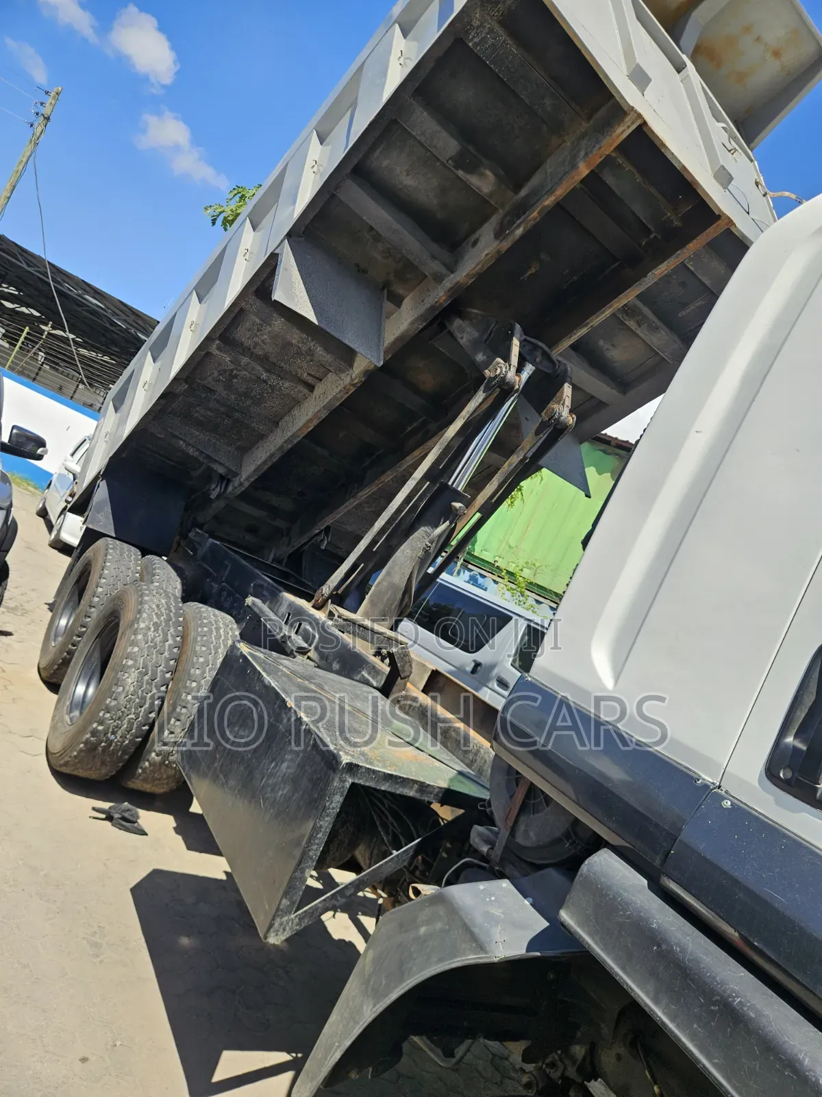 Isuzu FVZ Smartly Made