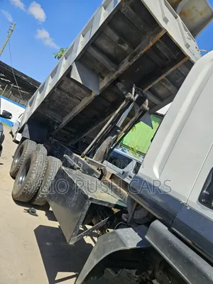 Isuzu FVZ Smartly Made