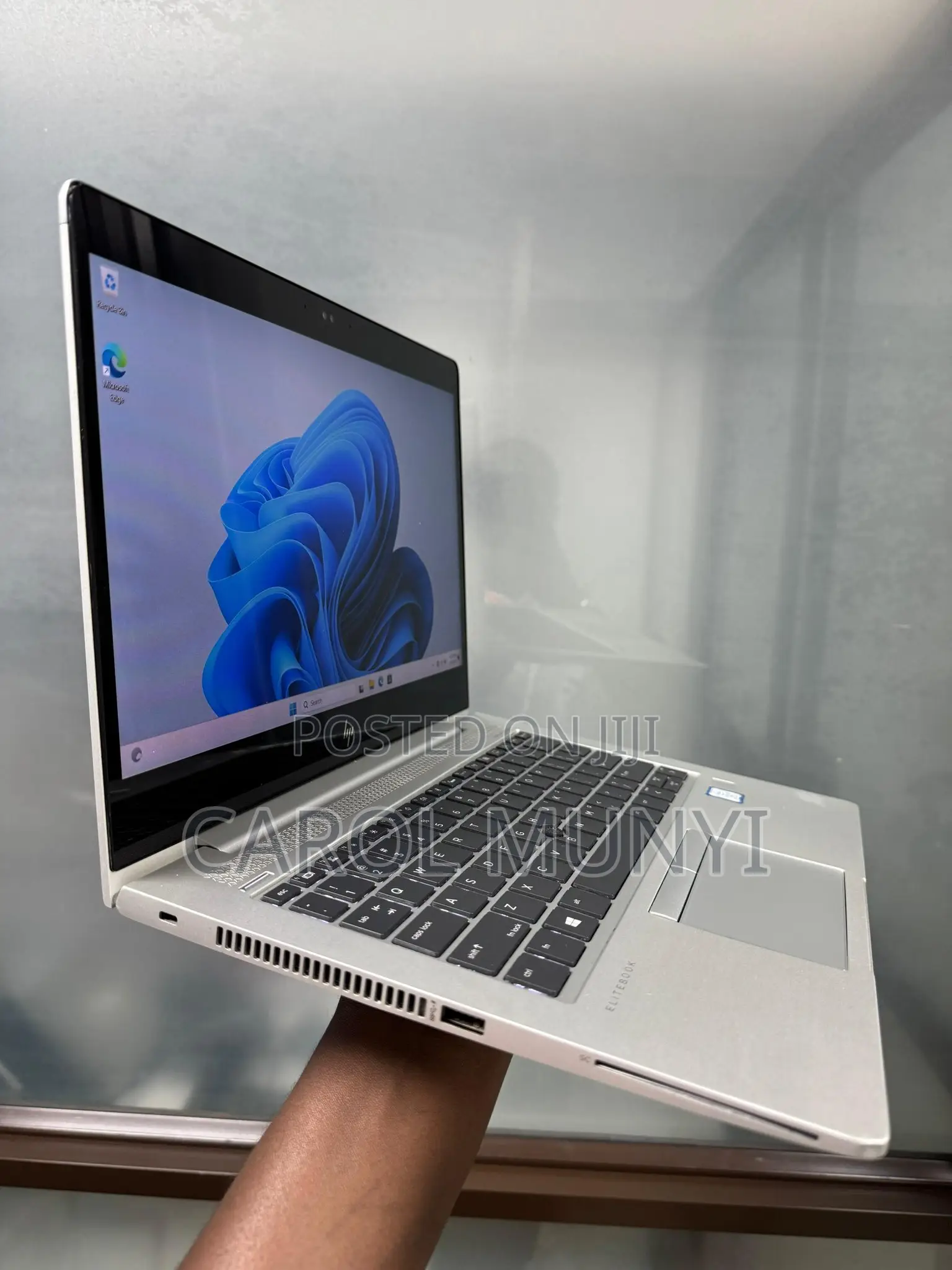 New Laptop HP EliteBook 830 G5 8GB Intel Core i5 SSD 256GB