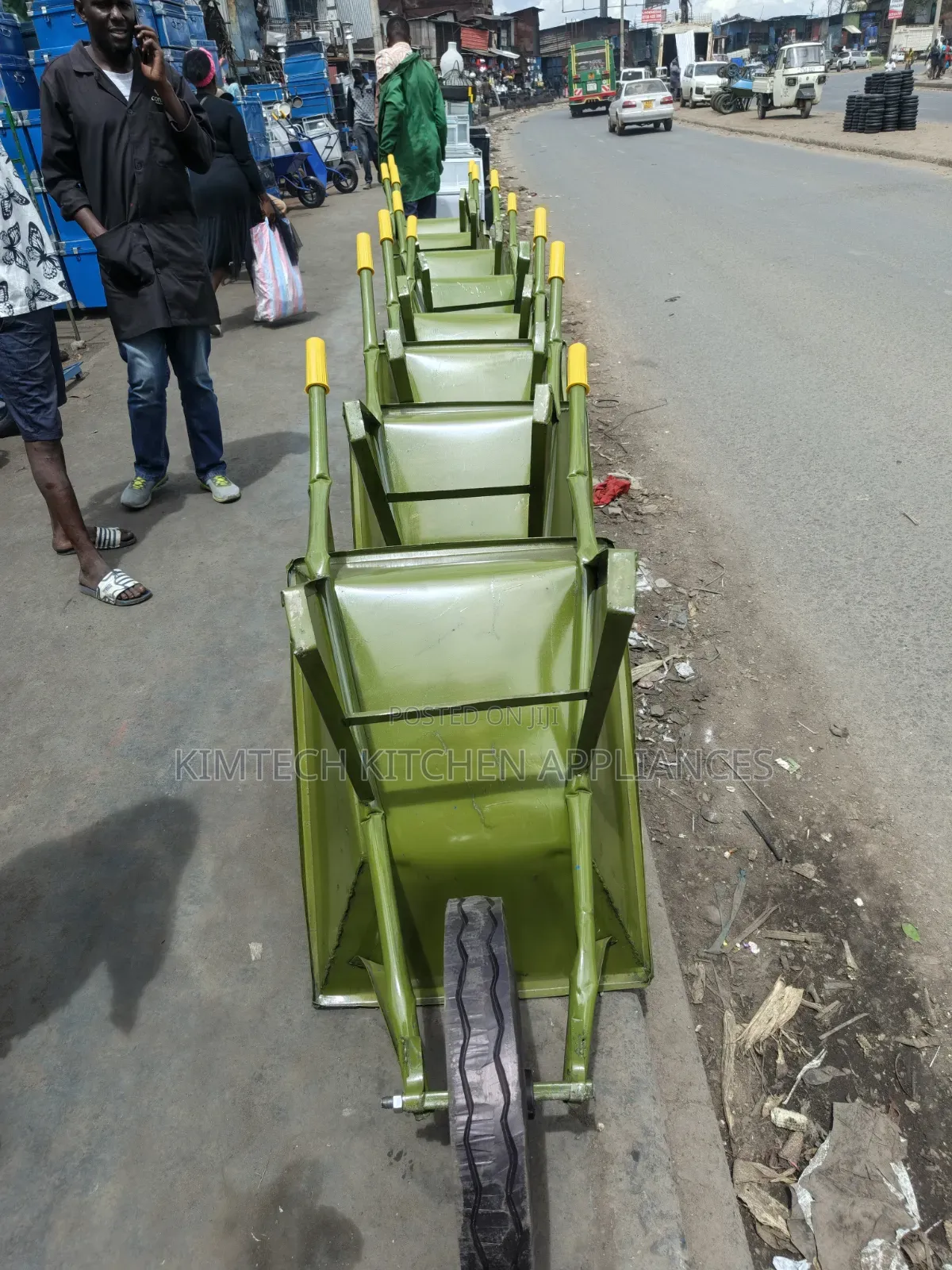 Heavy Duty Wheelbarrow