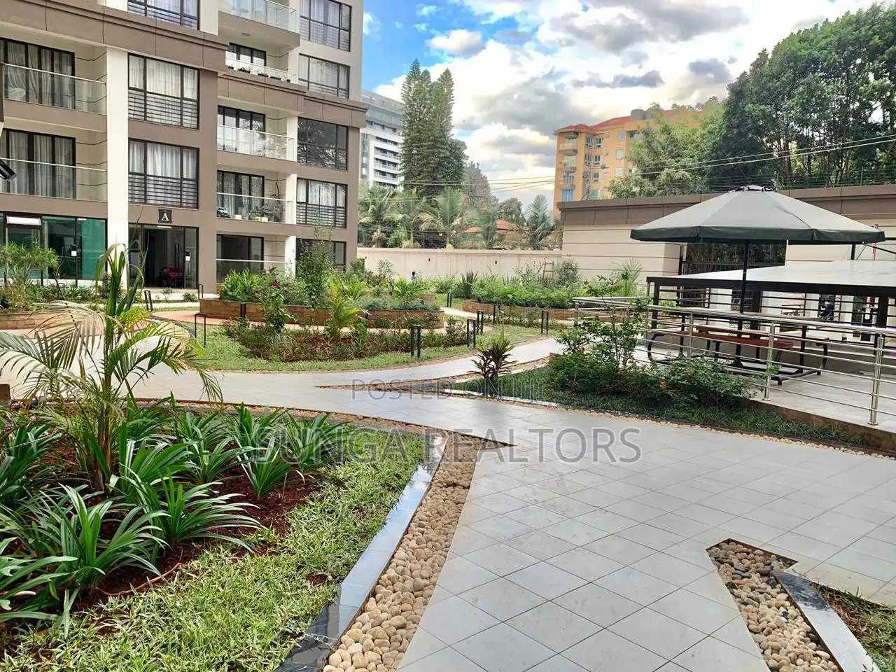 Furnished 3bdrm Apartment in Riverside Drive for rent