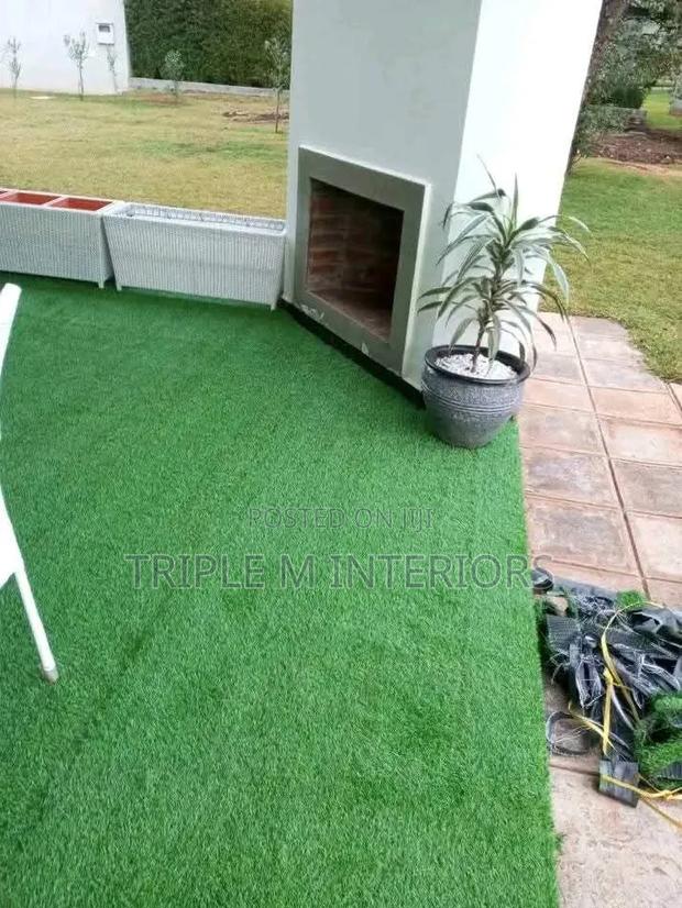 Bright Green Synthetic Turf Carpet for Outdoor Beauty