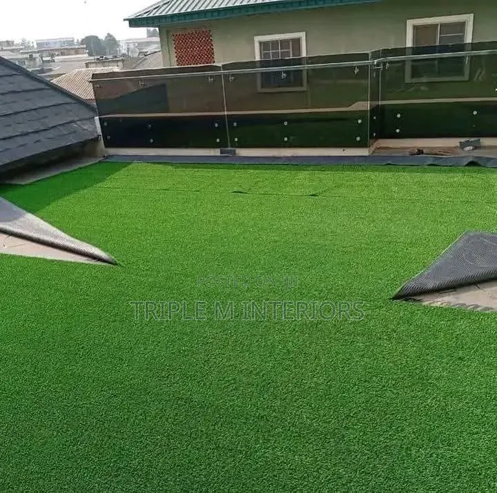 Heavy Use Artificial Grass Roll for Outdoor Flooring