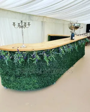 Premium Artificial Hedge Panels for Hotel Club Counter Décor