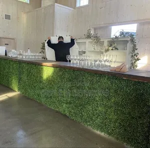 Stylish Countertop Green Boxwood Panels for Hospitality Spaces