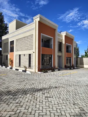 3bdrm Mansion in Roimen, Matasia for sale