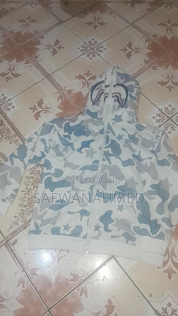 A White Fashionable Bape - main view