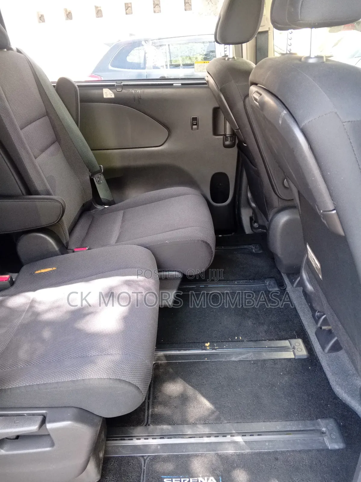 Nissan Serena 2019 Silver