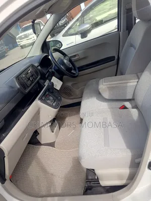 Toyota Passo 2019 White