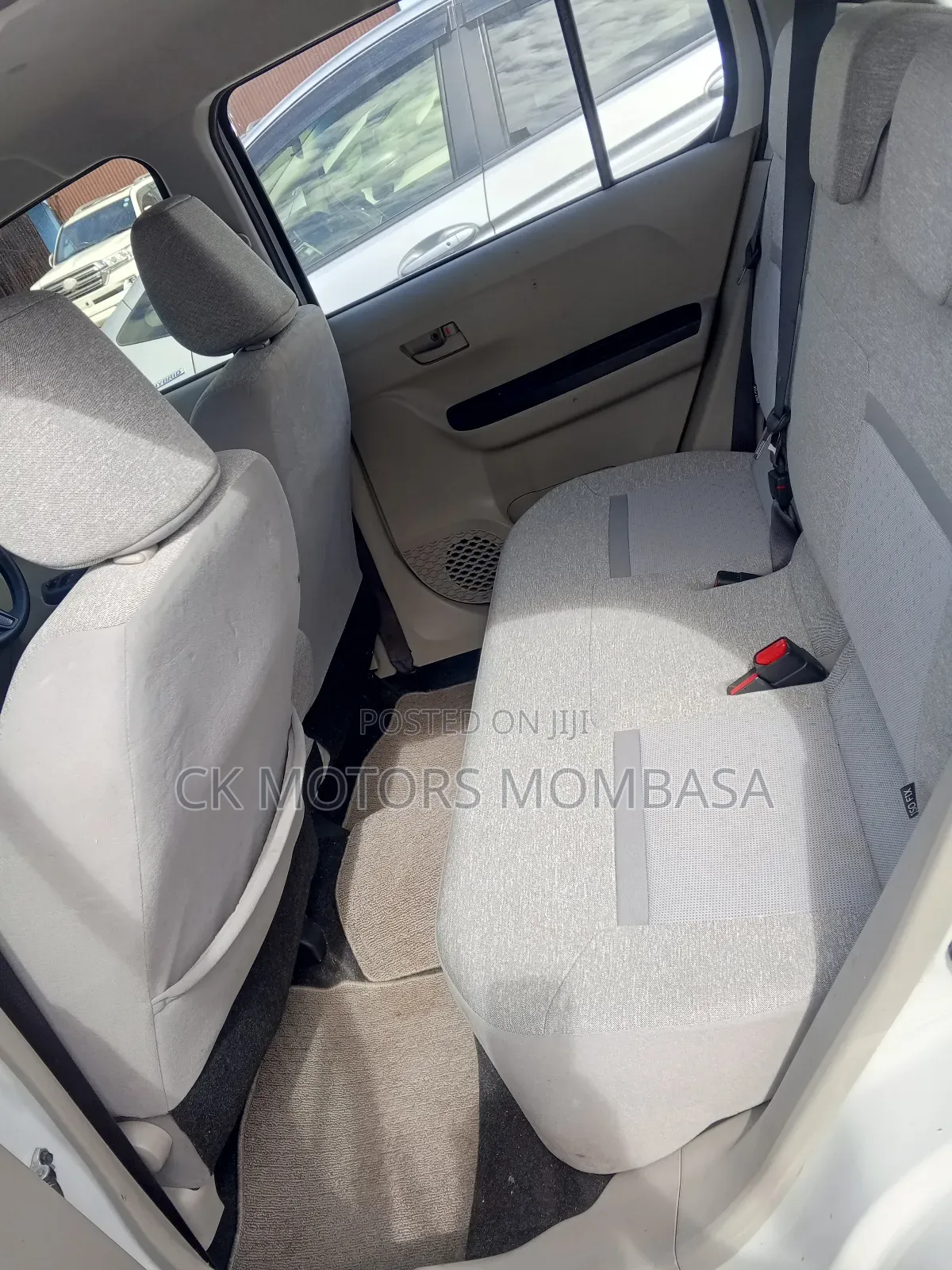 Toyota Passo 2019 White