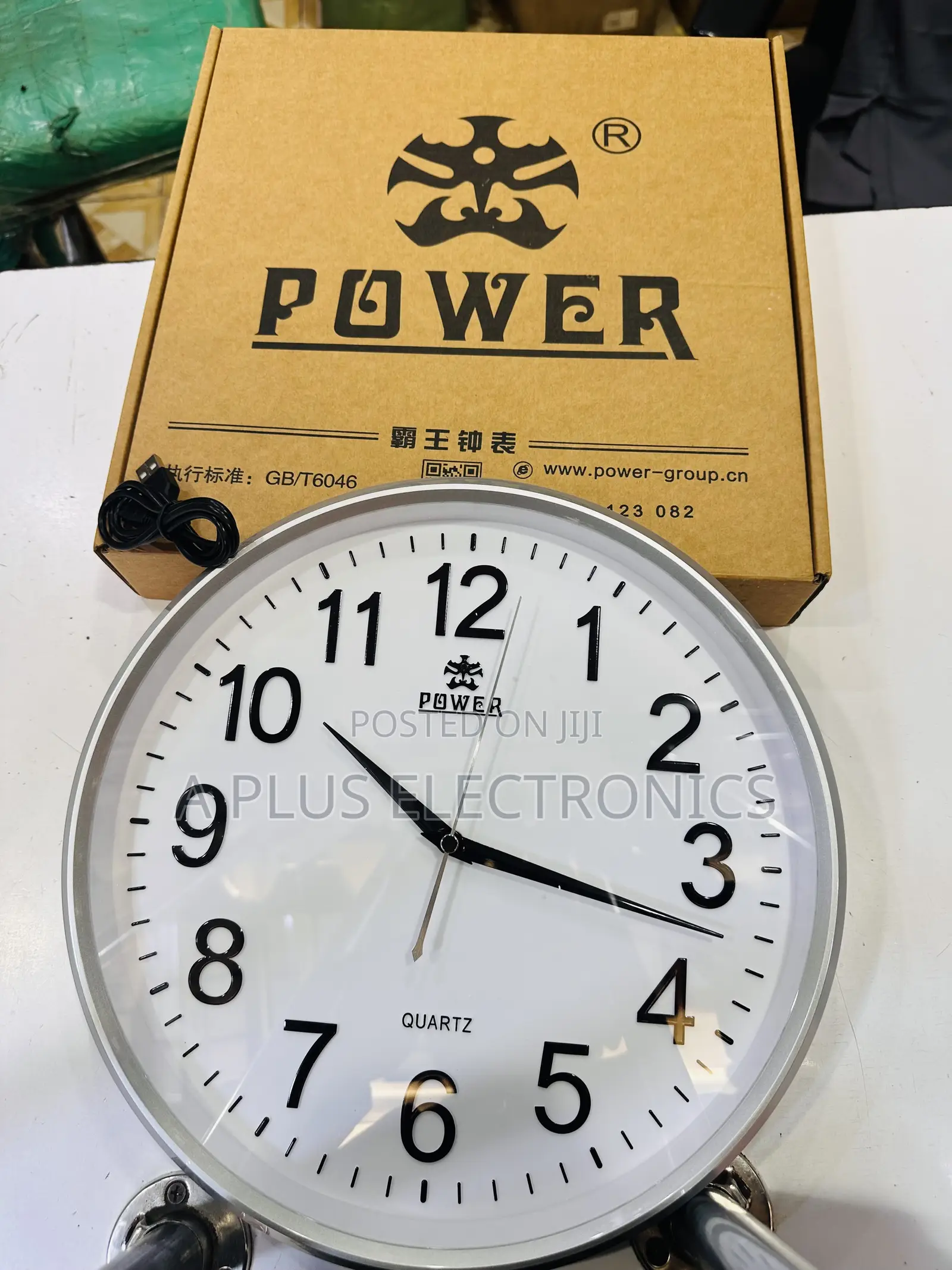 Wifi Hidden Wall Clock Camera With Night Vision and Motion Detection