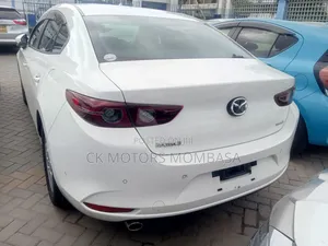 Mazda Axela 2019 White
