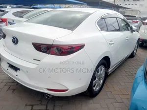 Mazda Axela 2019 White