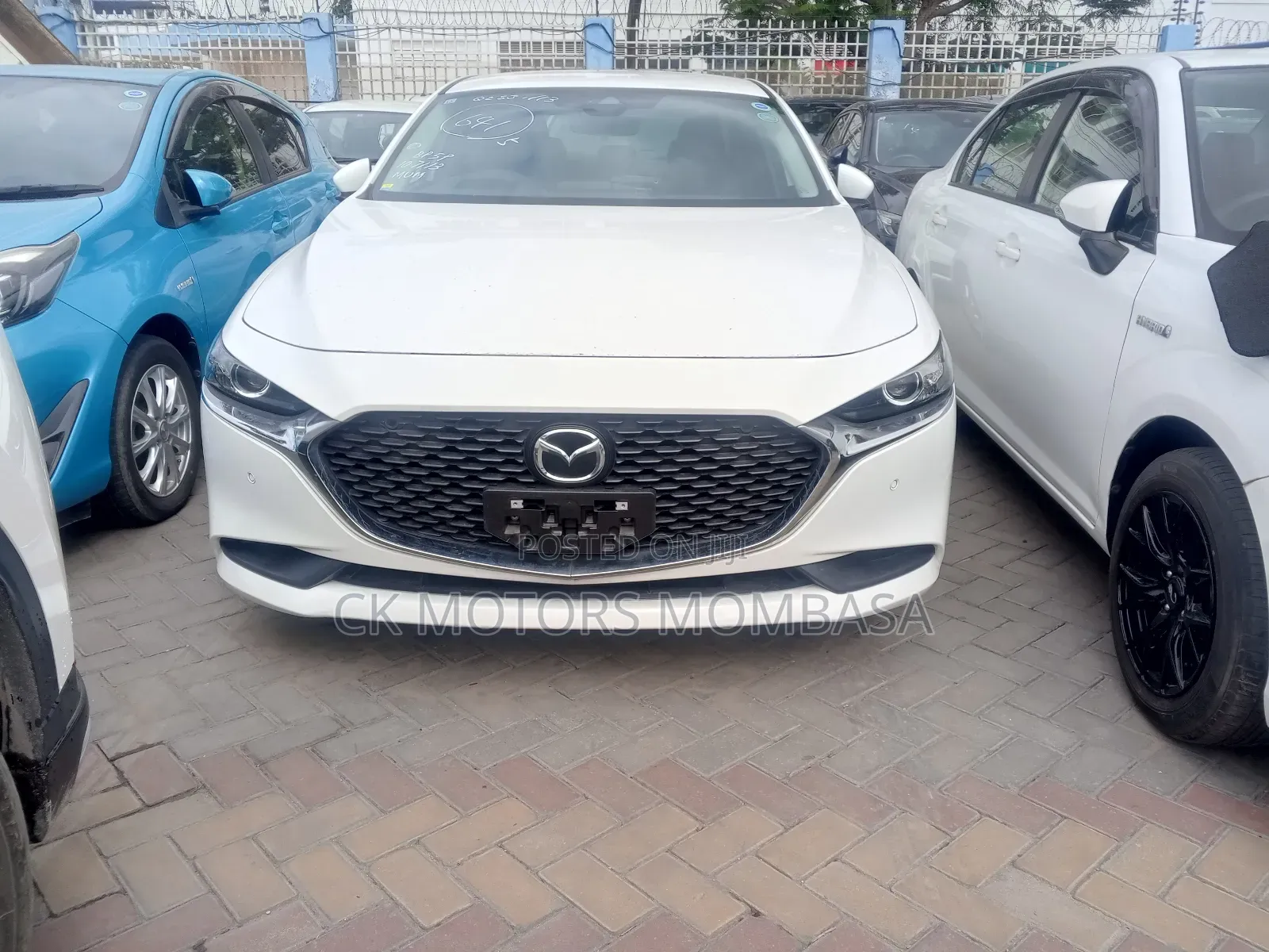 Mazda Axela 2019 White