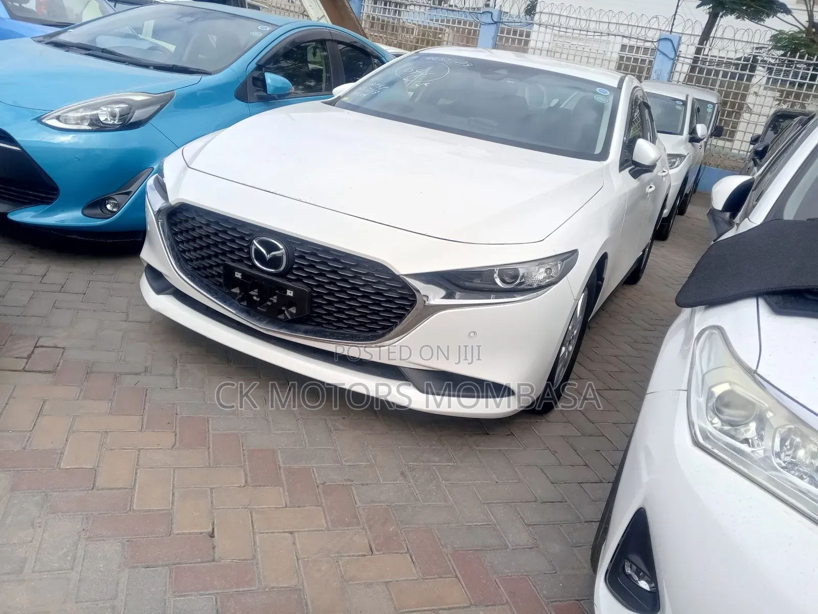 Mazda Axela 2019 White