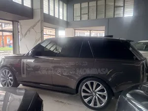 Land Rover Range Rover 2021 Gray