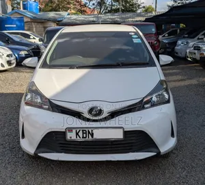 Toyota Vitz 1.3 FWD 5dr 2016 White