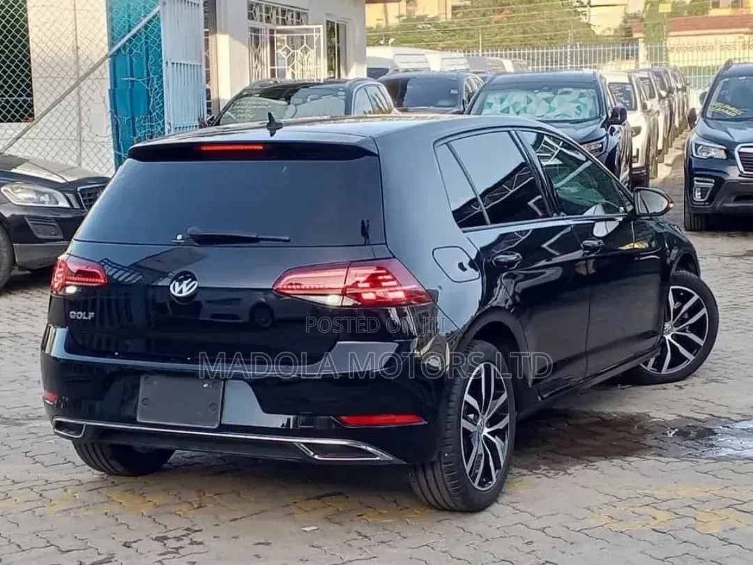 Volkswagen Golf 1.4T S FWD 2019 Black