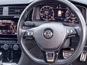 Volkswagen Golf 1.4T S FWD 2019 Black