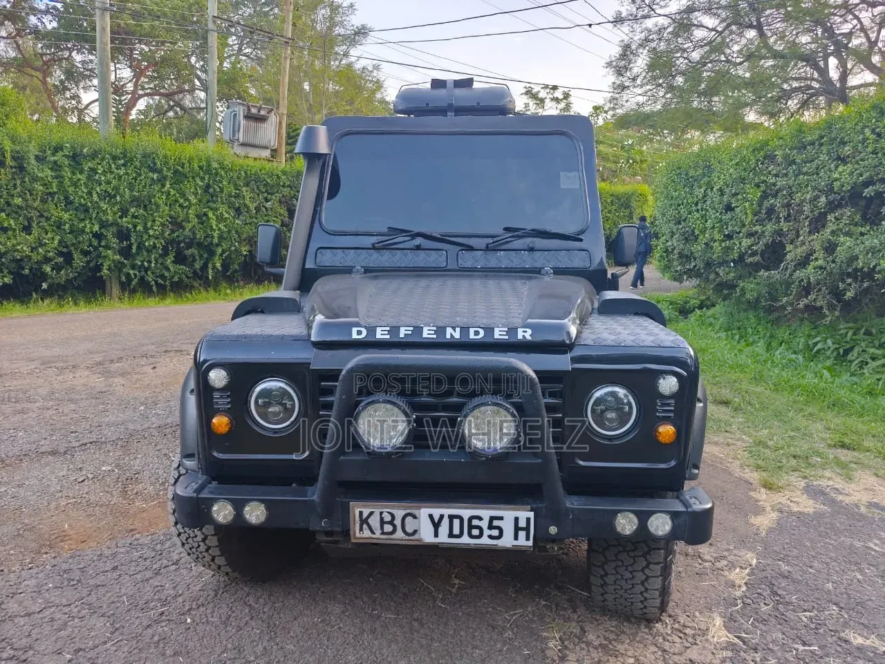 Land Rover Defender 2004 Black