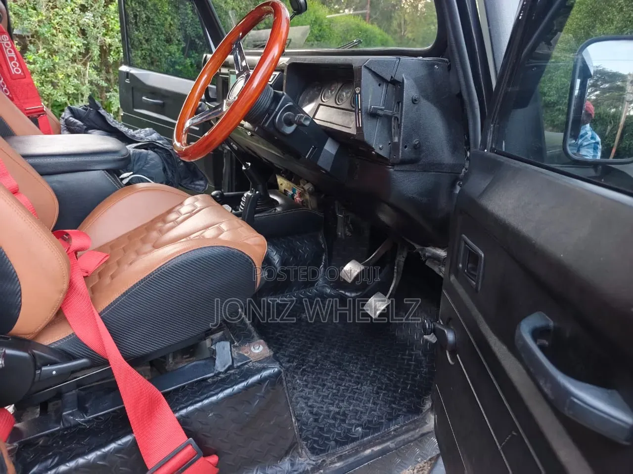 Land Rover Defender 2004 Black