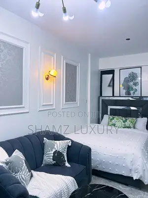 Comfortable Budget Room Close to Town