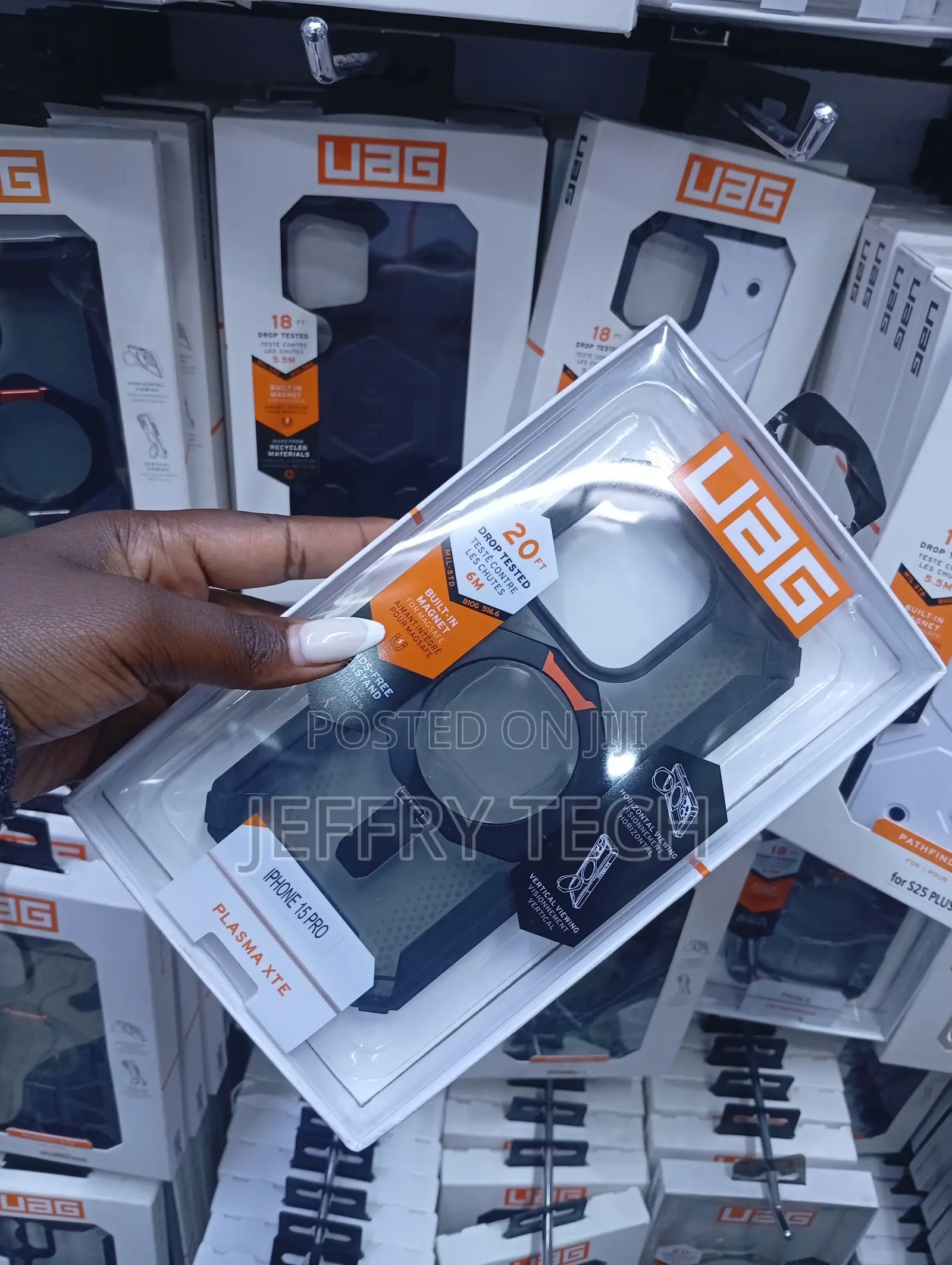 Uag Plasma Xte Magsafe - iPhone 15 Pro - Black/Orange