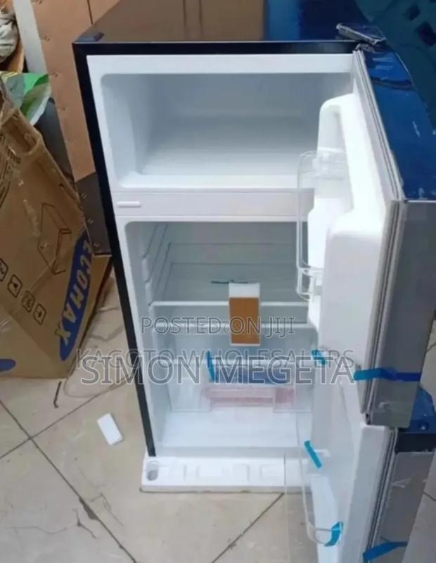 Two Doored - Ailyons 112l Fridge