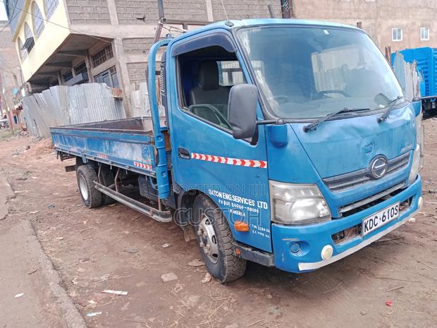 Toyota Dyna - thumbnail 3