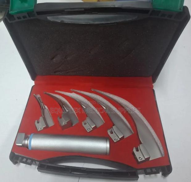 Complete 5 Blades Laryngoscope