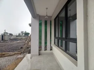 4bdrm Villa in Roysambu for sale
