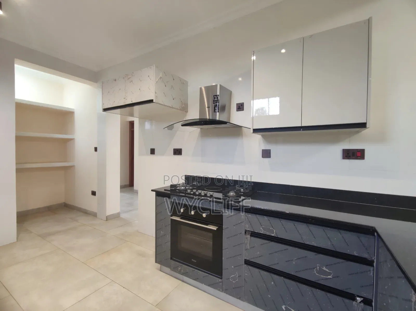 4bdrm Villa in Roysambu for sale