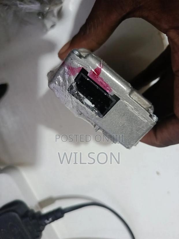 Mazda Cx9 Front Windscreen Camera - thumbnail 2
