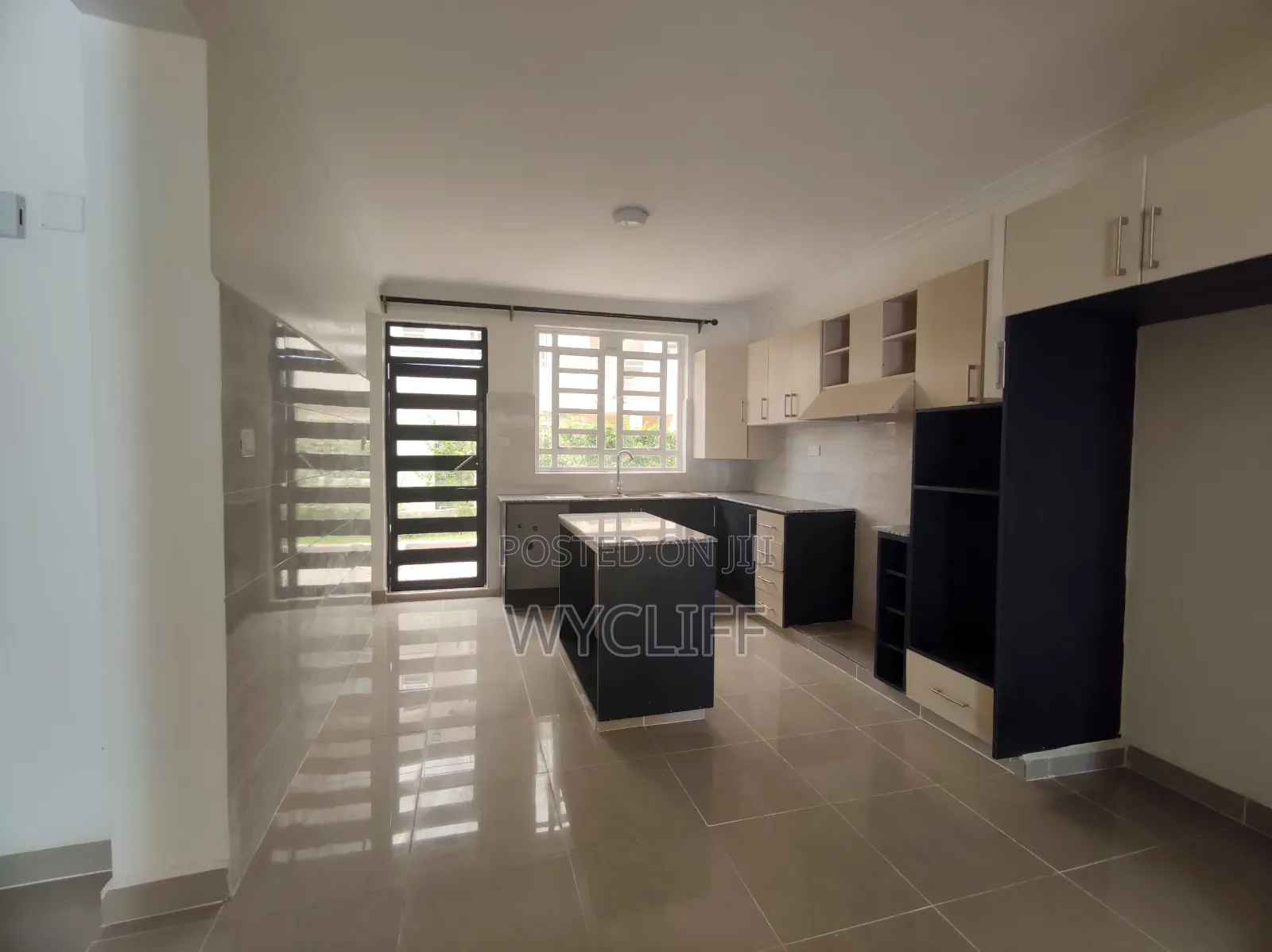 4bdrm Maisonette in Kitengela for sale